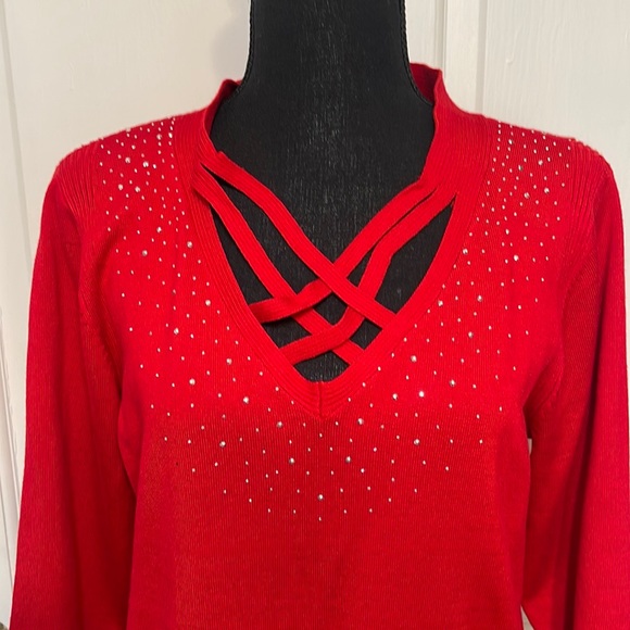 3/4 sleeve holiday sweater - Picture 2 of 5